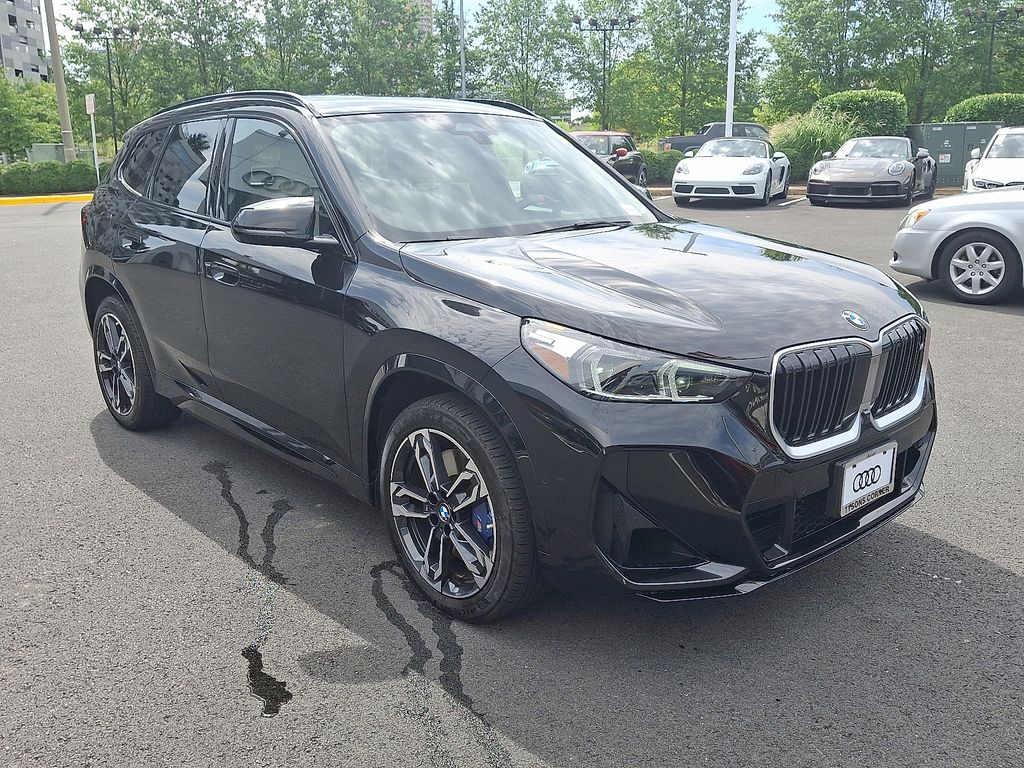 Thumbnail: 2024 BMW X1 - 3