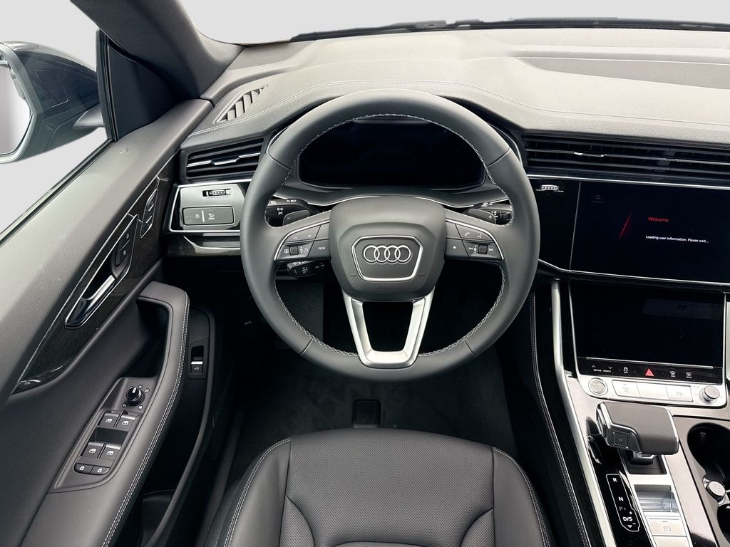 Thumbnail: 2026 Audi Q8 - 10