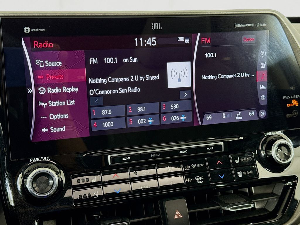 Thumbnail: 2020 Toyota Highlander - 15