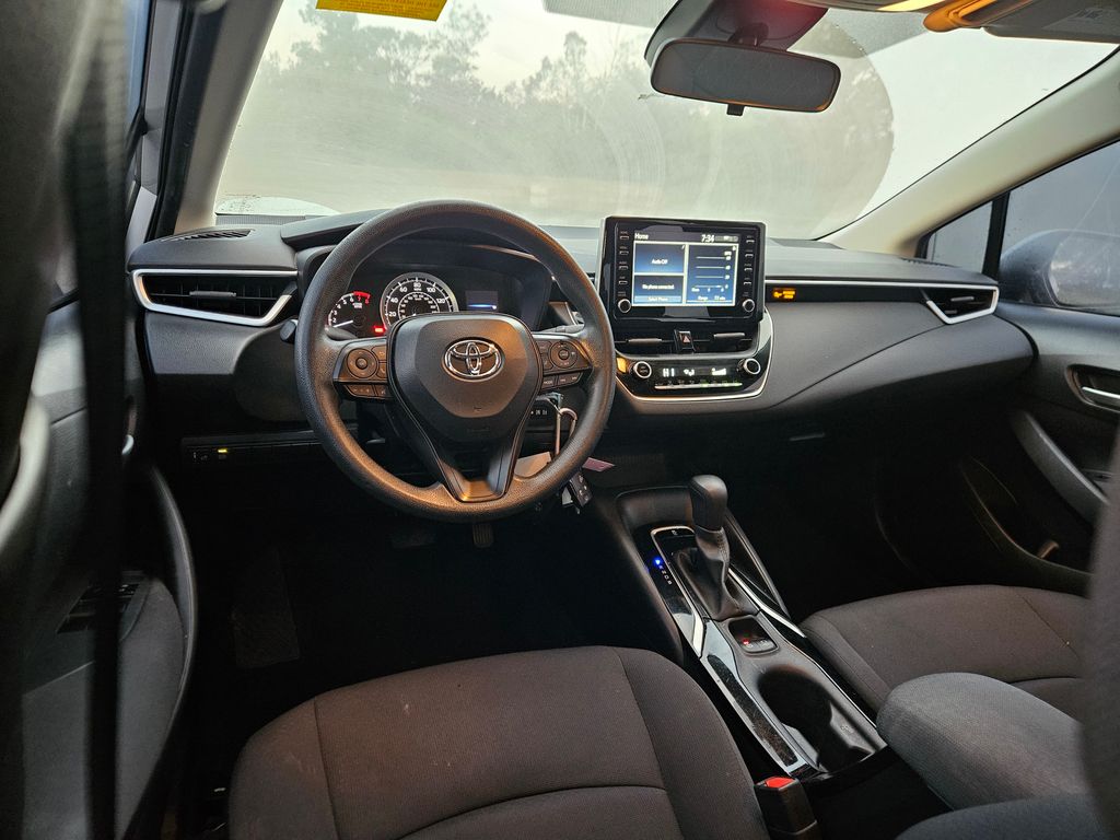 2020 Toyota Corolla LE 12