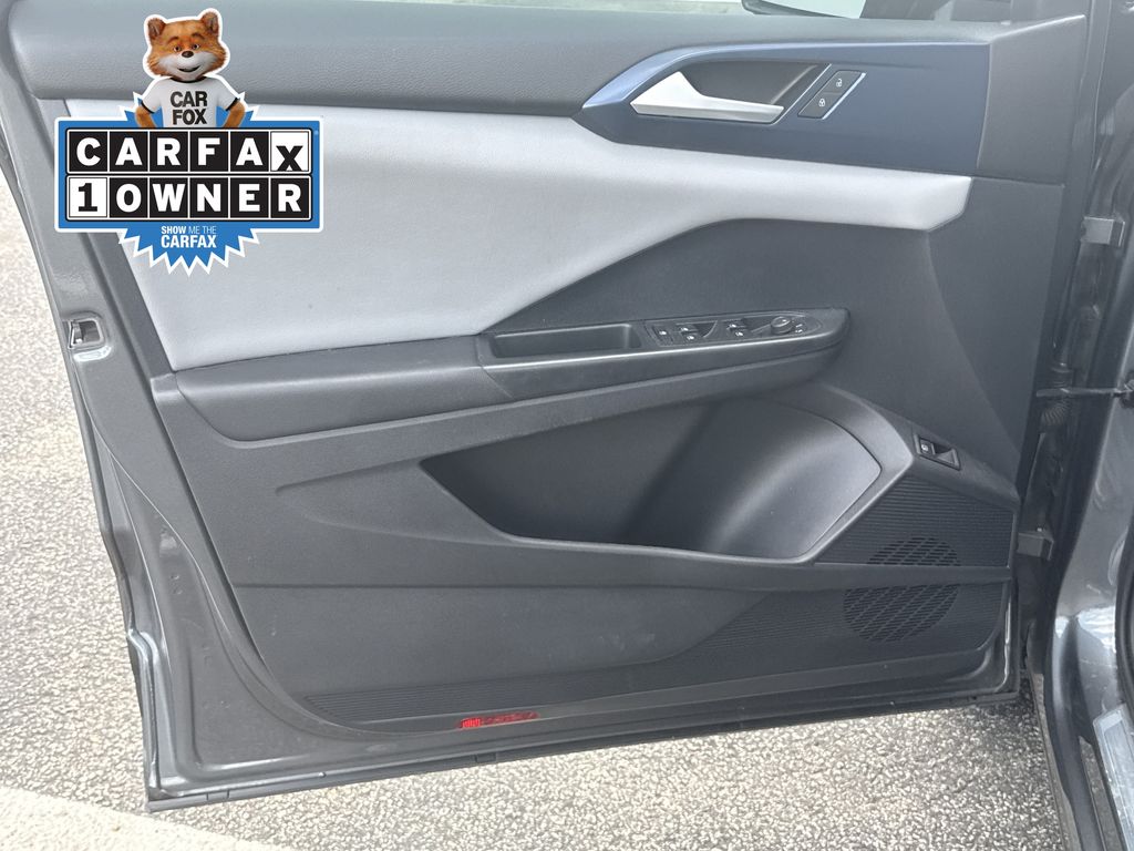 2022 Volkswagen Taos 1.5T SE Gray at DeMontrond Auto Country
