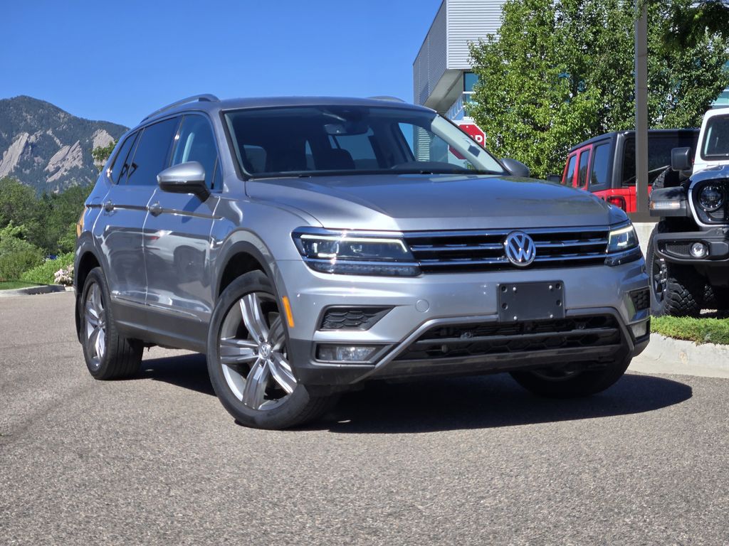Pyrite Silver Metallic 2019 Volkswagen Tiguan SUV / Crossover All-Wheel Drive 8-Speed Automatic