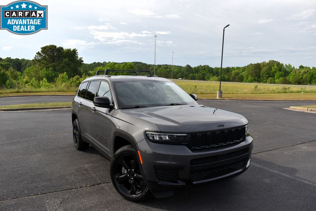 Baltic Gray Metallic Clearcoat 2022 Jeep Grand Cherokee L Altitude 4WD SUV / Crossover Four-Wheel Drive 8-Speed Automatic