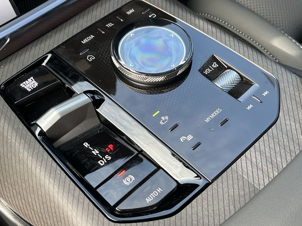 Thumbnail: 2026 BMW X3 - 20