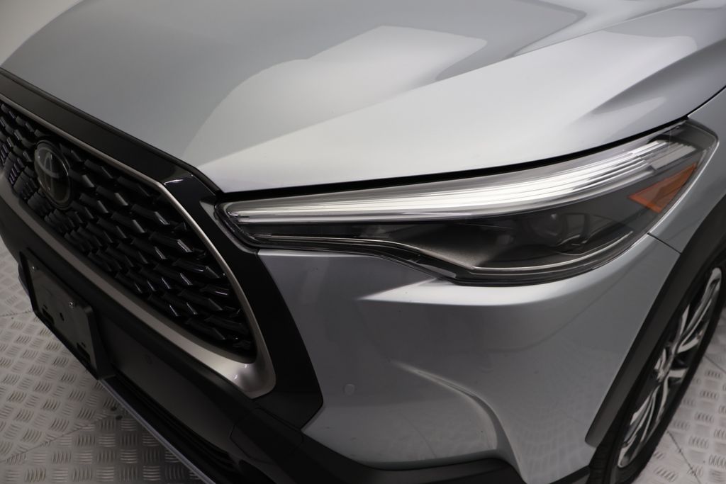 Thumbnail: 2025 Toyota Corolla Cross - 3