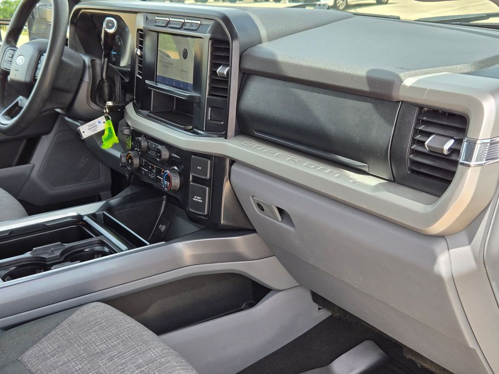 Used 2024 Ford F-250SD Truck