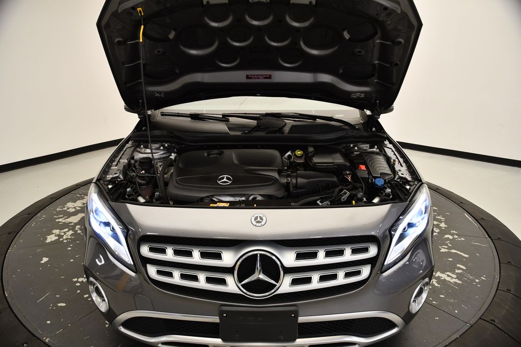 2019 Mercedes-Benz GLA 250 4MATIC 12