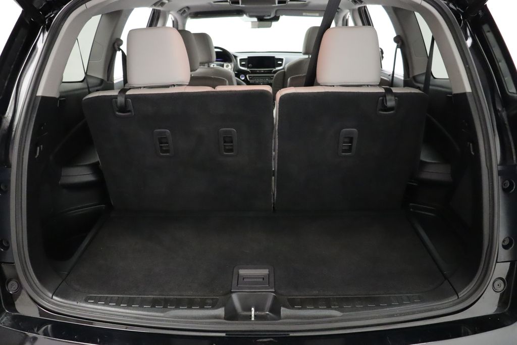 Thumbnail: 2019 Honda Pilot - 22
