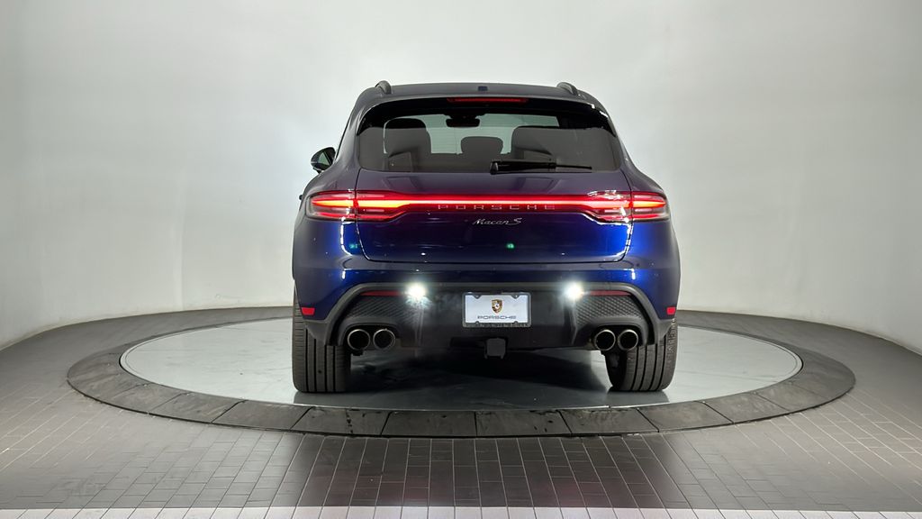 2023 Porsche Macan S 4