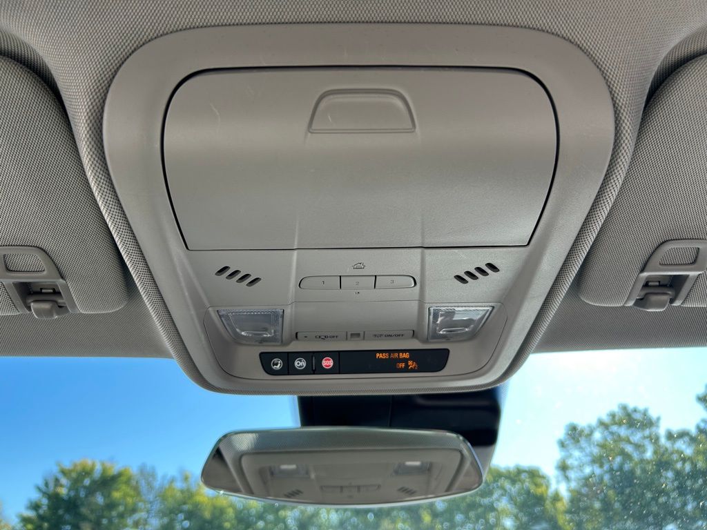 Thumbnail: 2021 Cadillac XT4 - 13
