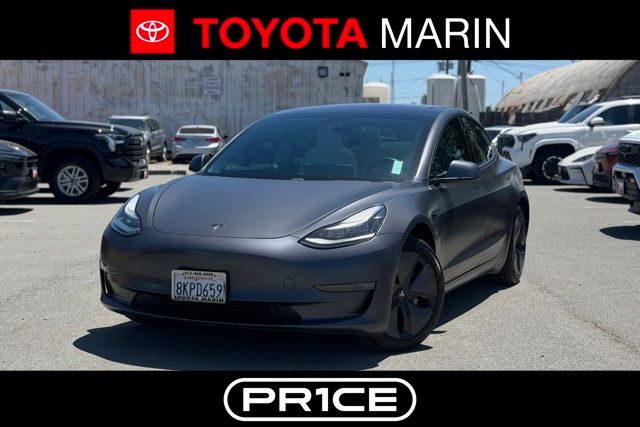 2019 Tesla Model 3 Rear-Wheel Drive Mid Range's photo