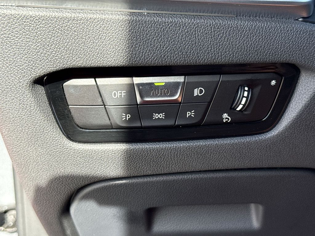 Thumbnail: 2023 BMW M4 - 28