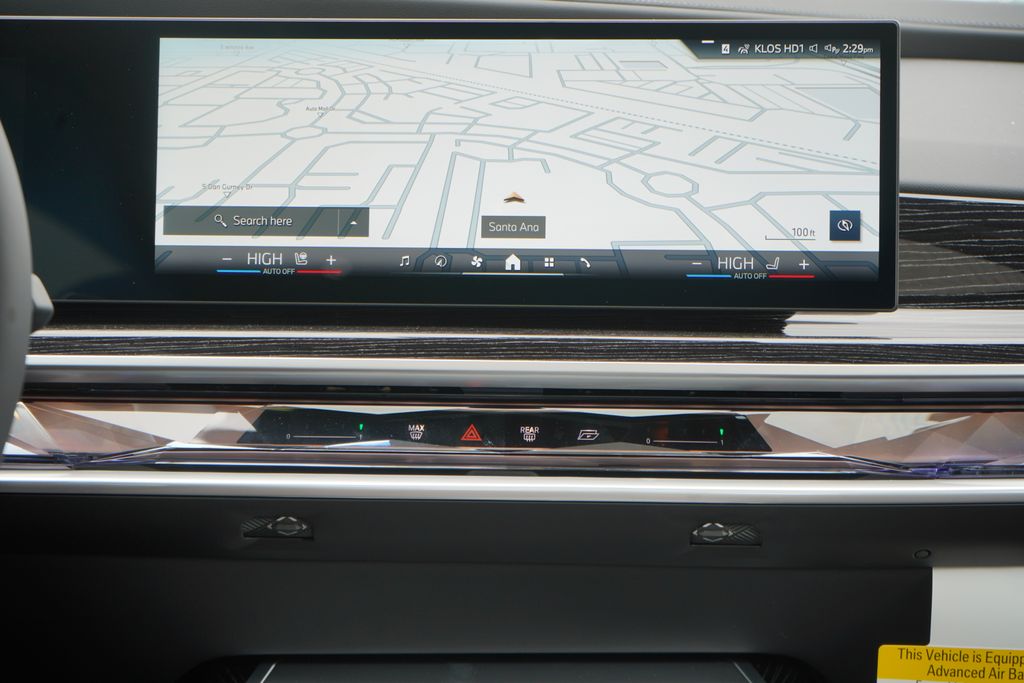 Thumbnail: 2025 BMW 7 Series - 15