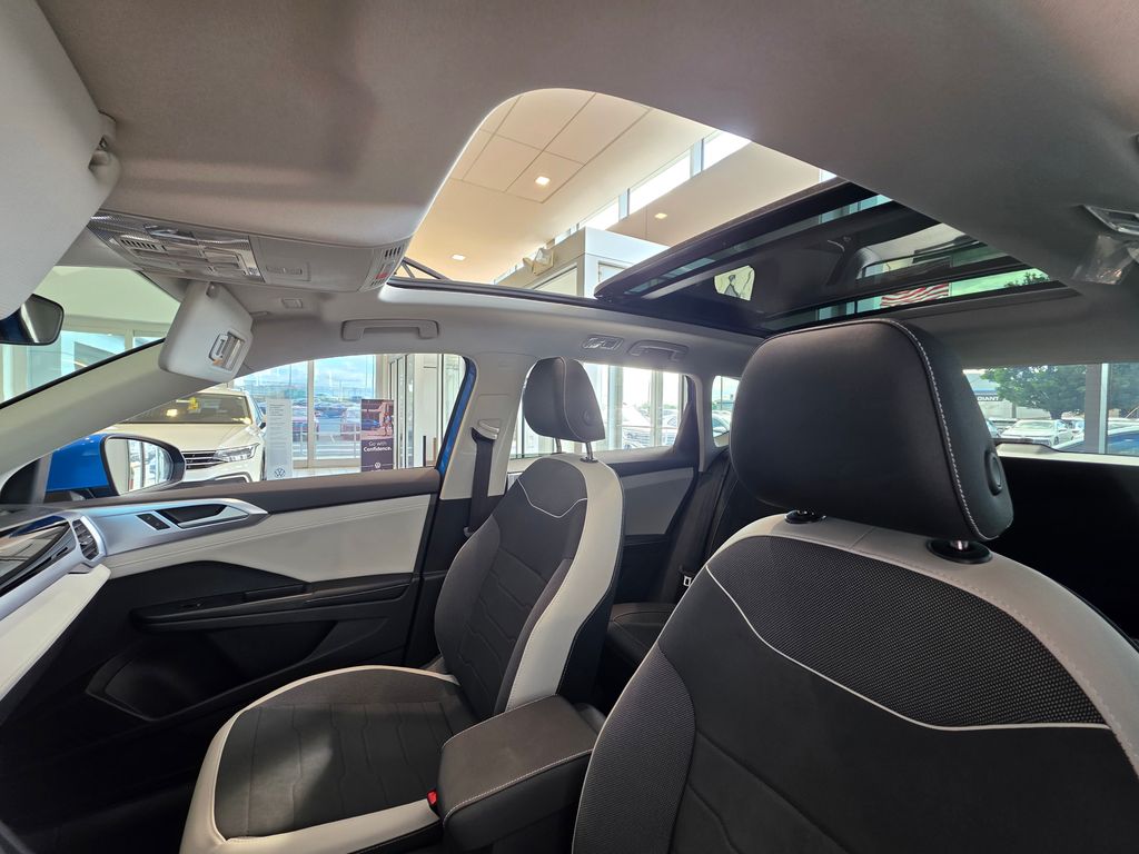 2026 Volkswagen Taos 1.5T SE Blue at Subaru and VW of Moon Township