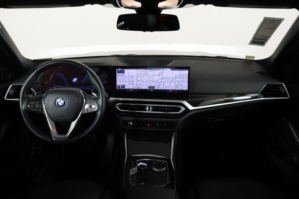 Thumbnail: 2023 BMW 3 Series - 8