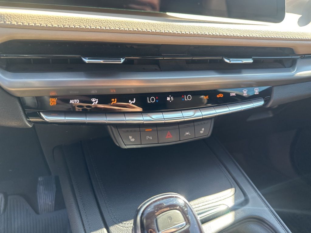 Used Car 2024 Cadillac Xt4  Luxury For Sale Under $40,000 In Austin, Texas