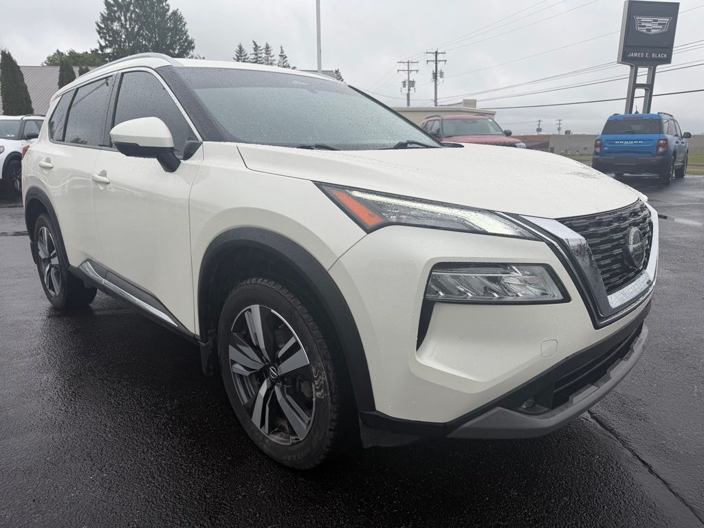 2021 Nissan Rogue SL - 8