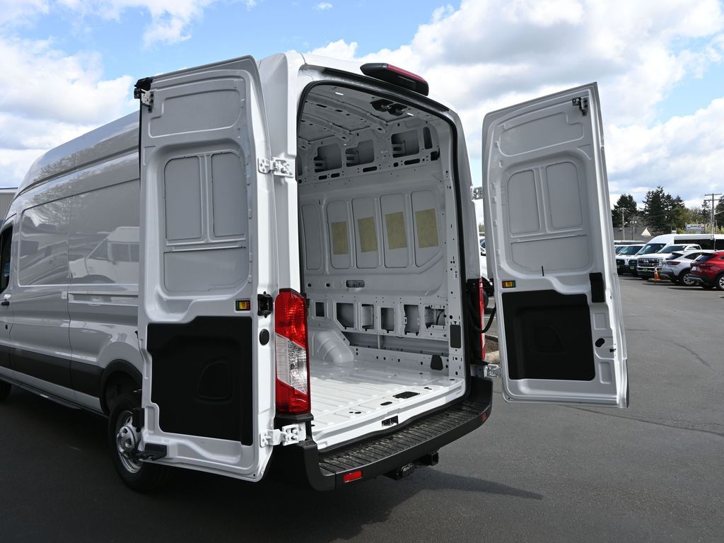 2025 Ford Transit 350 HD