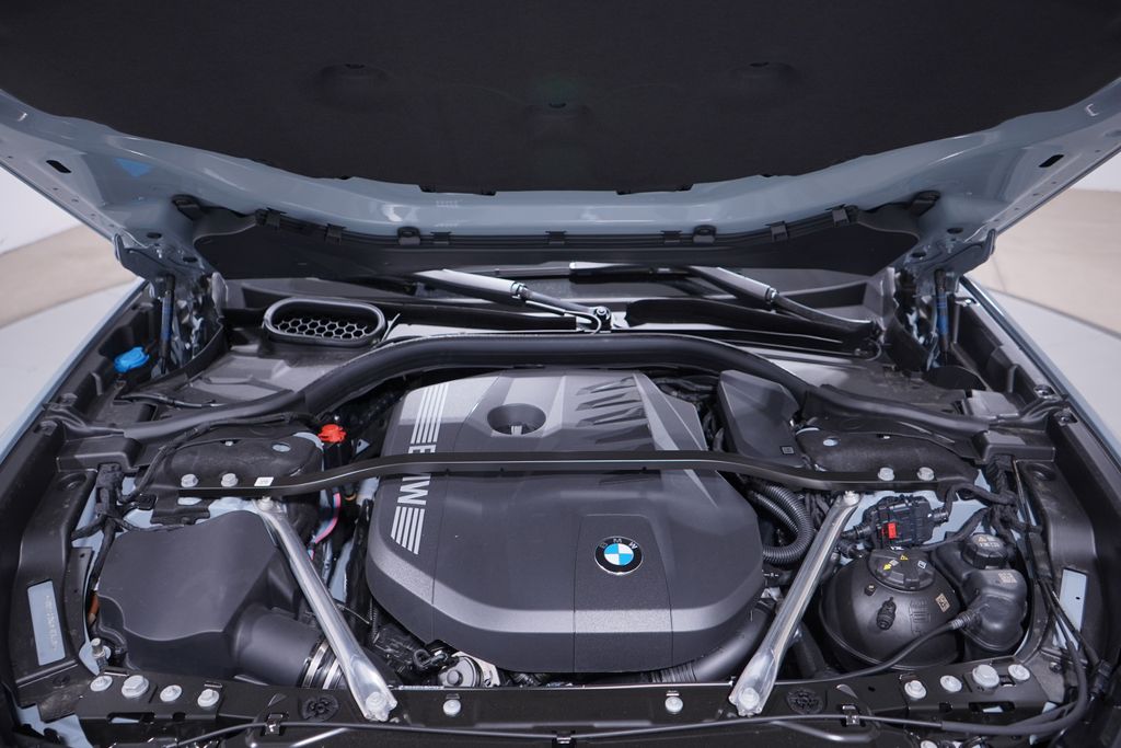 Thumbnail: 2026 BMW 7 Series - 19