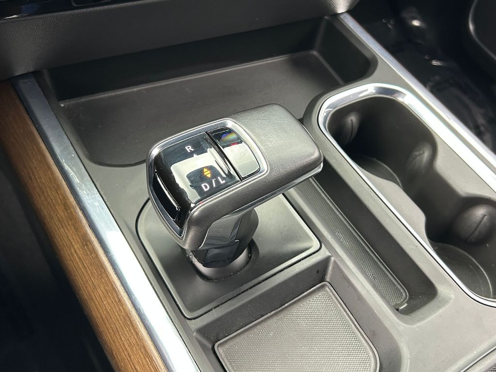 Used 2022 Black Chevrolet High Country image 31