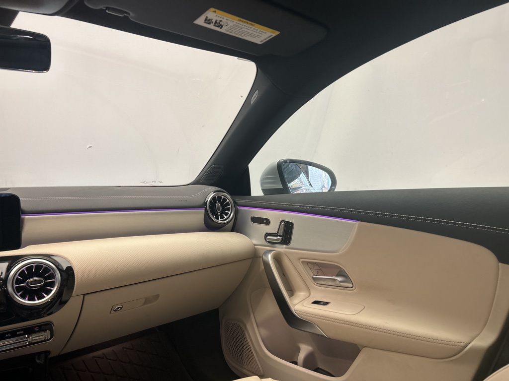 Thumbnail: 2022 Mercedes-Benz CLA - 26