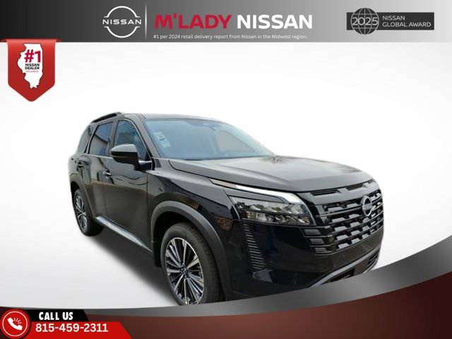 2026 Nissan Pathfinder Platinum 4WD's photo