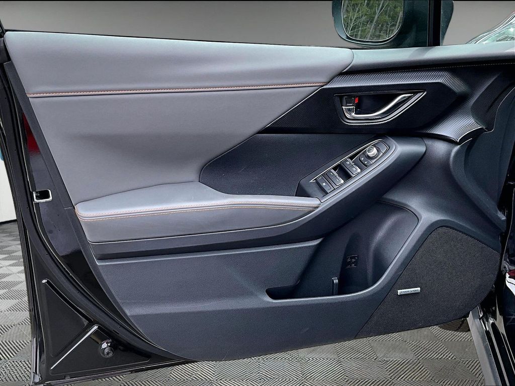 2024 Subaru Crosstrek — photo 10
