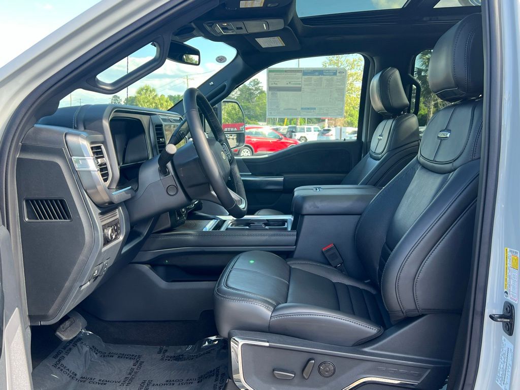 2025 Ford F-250SD Platinum - 3