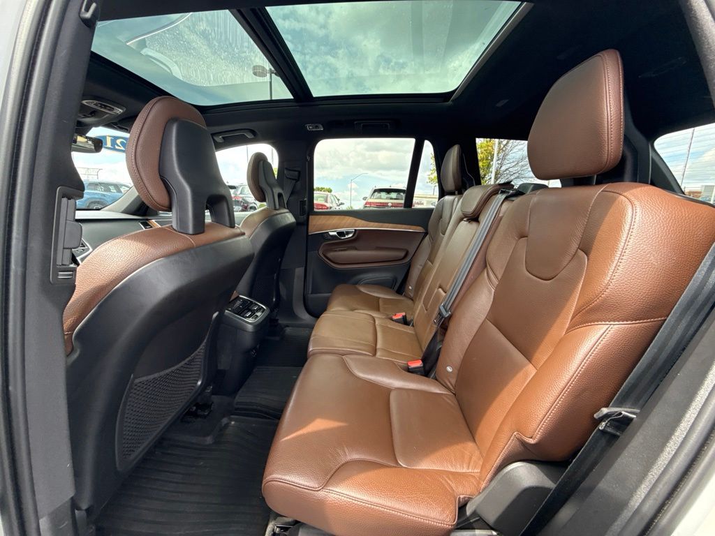 2021 Volvo XC90 T6 Momentum White at Subaru and VW of Moon Township