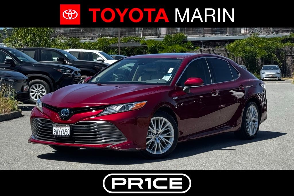 Red (Ruby Flare Pearl) 2019 Toyota Camry Hybrid XLE FWD Sedan Front-Wheel Drive Continuously Variable Transmission