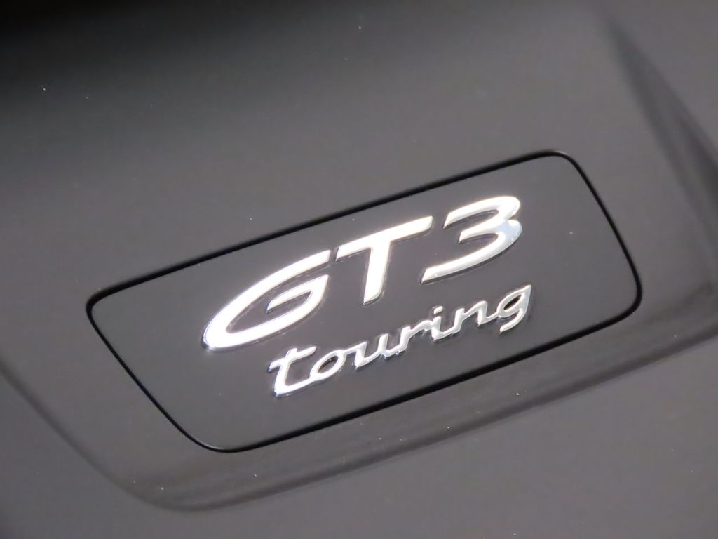 Thumbnail: 2022 Porsche 911 - 11