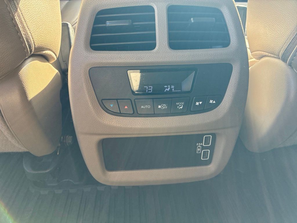 2022 Honda Pilot Special Edition Red at Community Honda