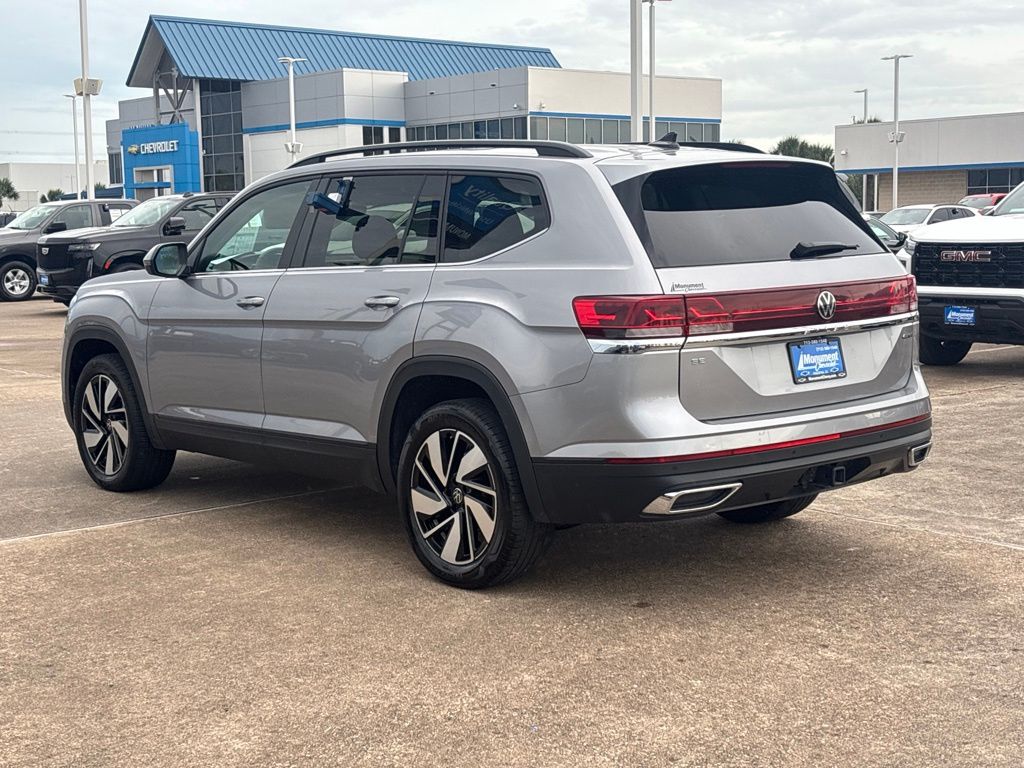 2024 Volkswagen Atlas 2.0T SE w/Technology White at DeMontrond Gulf Freeway