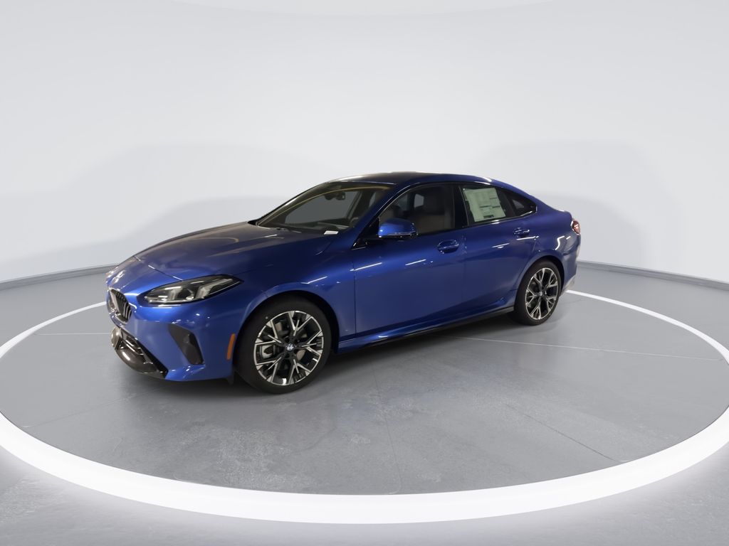 Thumbnail: 2026 BMW 2 Series - 4