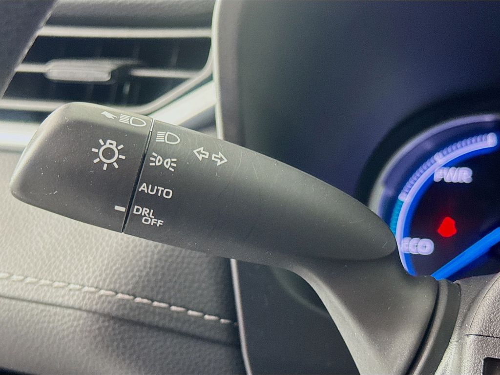 Used Car 2025 Toyota Rav4 Hybrid  Xle For Sale Under $35,000 In Austin, Texas