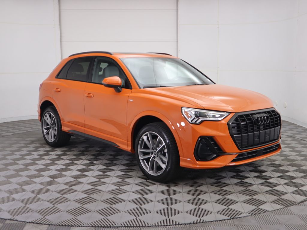 Thumbnail: 2025 Audi Q3 - 3