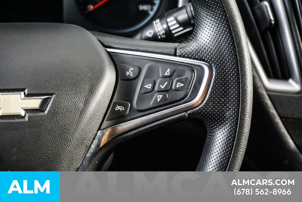 Used 2025 Black Chevrolet LT image 26