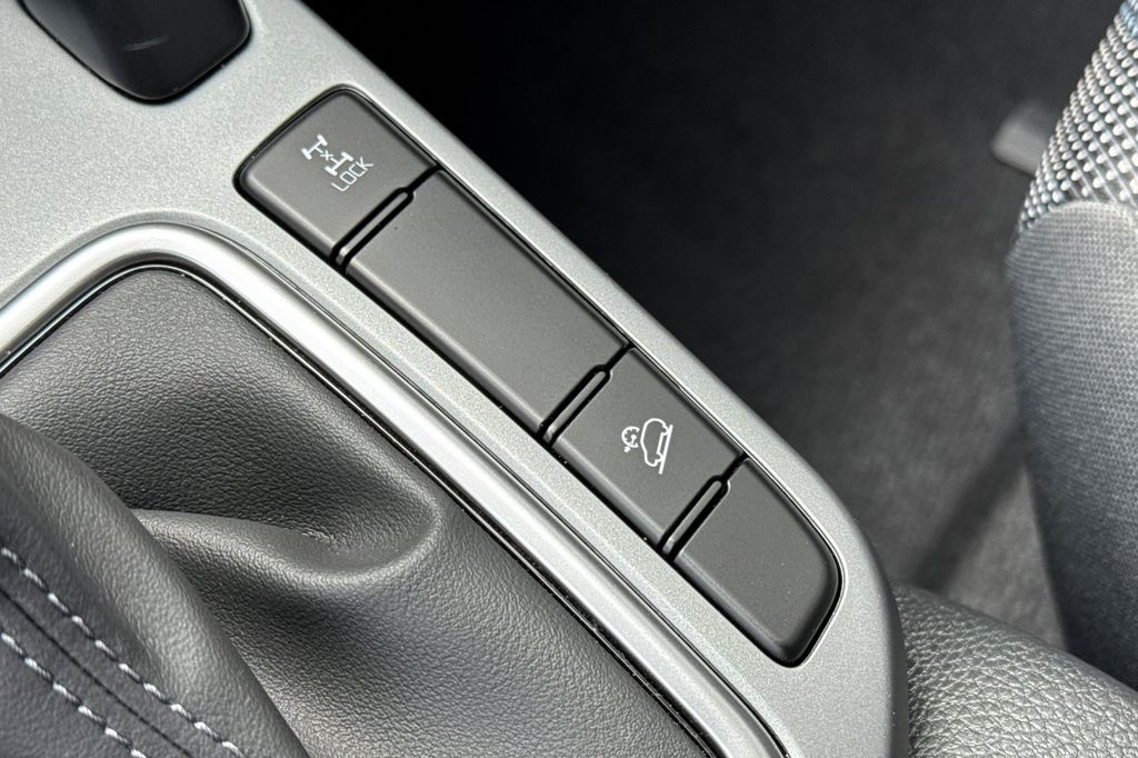 new 2026 Kia Seltos car, priced at $26,335