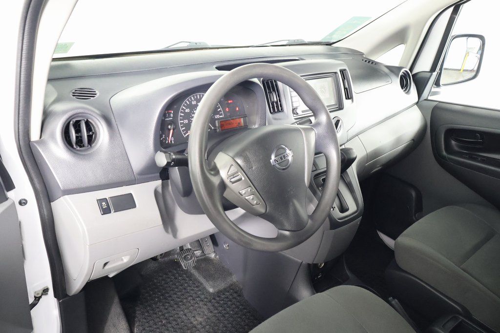 Thumbnail: 2020 Nissan NV200 - 6