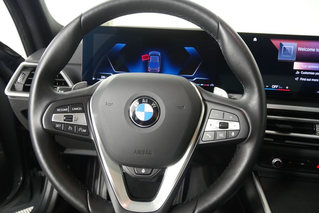 Thumbnail: 2024 BMW 3 Series - 20