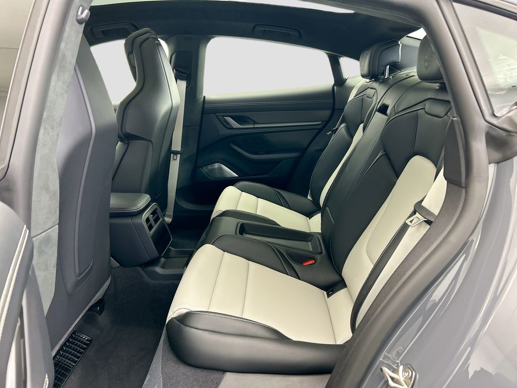 Thumbnail: 2026 Porsche Taycan - 19