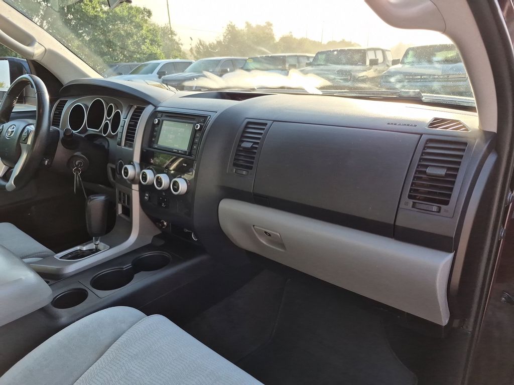 Used Car 2016 Toyota Sequoia  Sr5 For Sale Under $30,000 In Austin, Texas