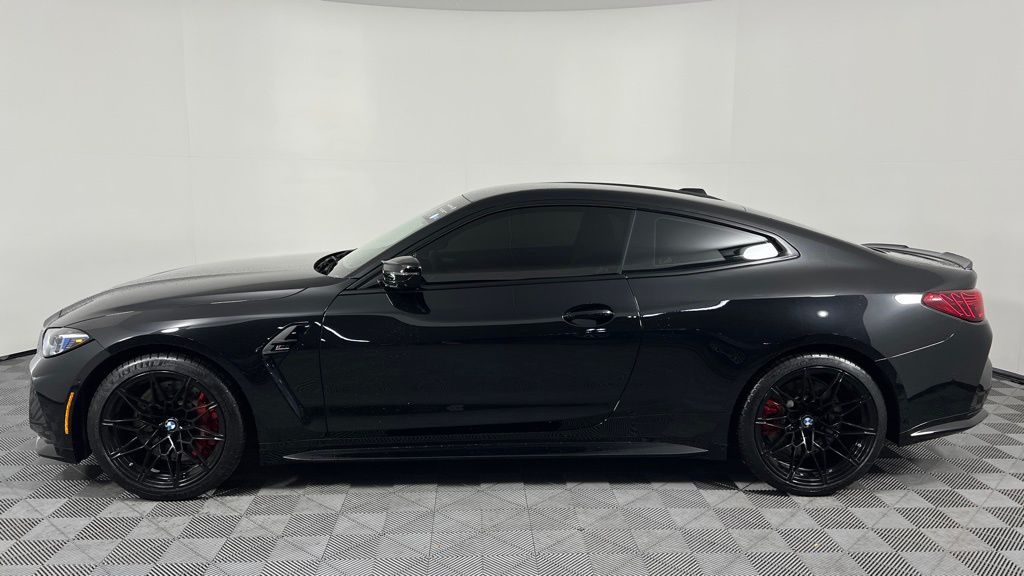 Thumbnail: 2025 BMW M4 - 3