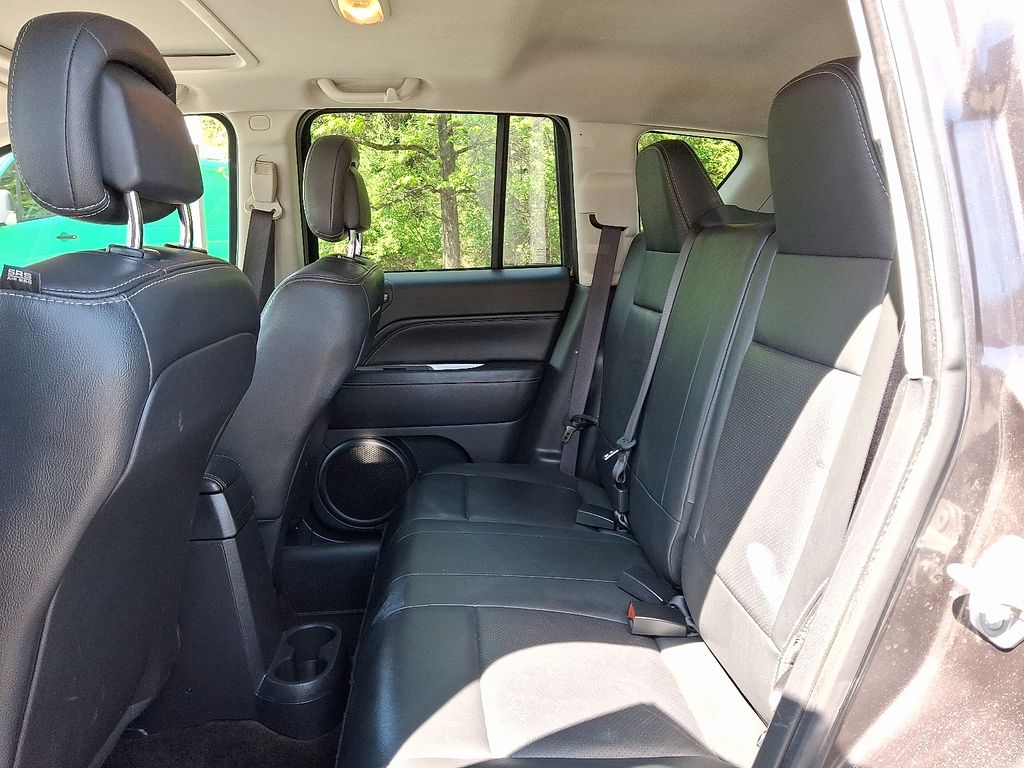Thumbnail: 2017 Jeep Compass - 10