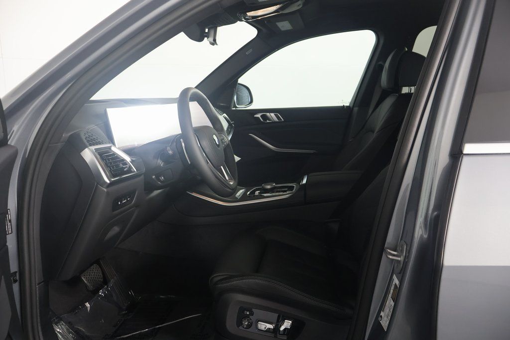 Thumbnail: 2026 BMW X5 - 5