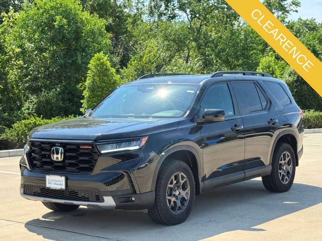 2025 Honda Pilot TrailSport Black at AutoSavvy Houston Northwest