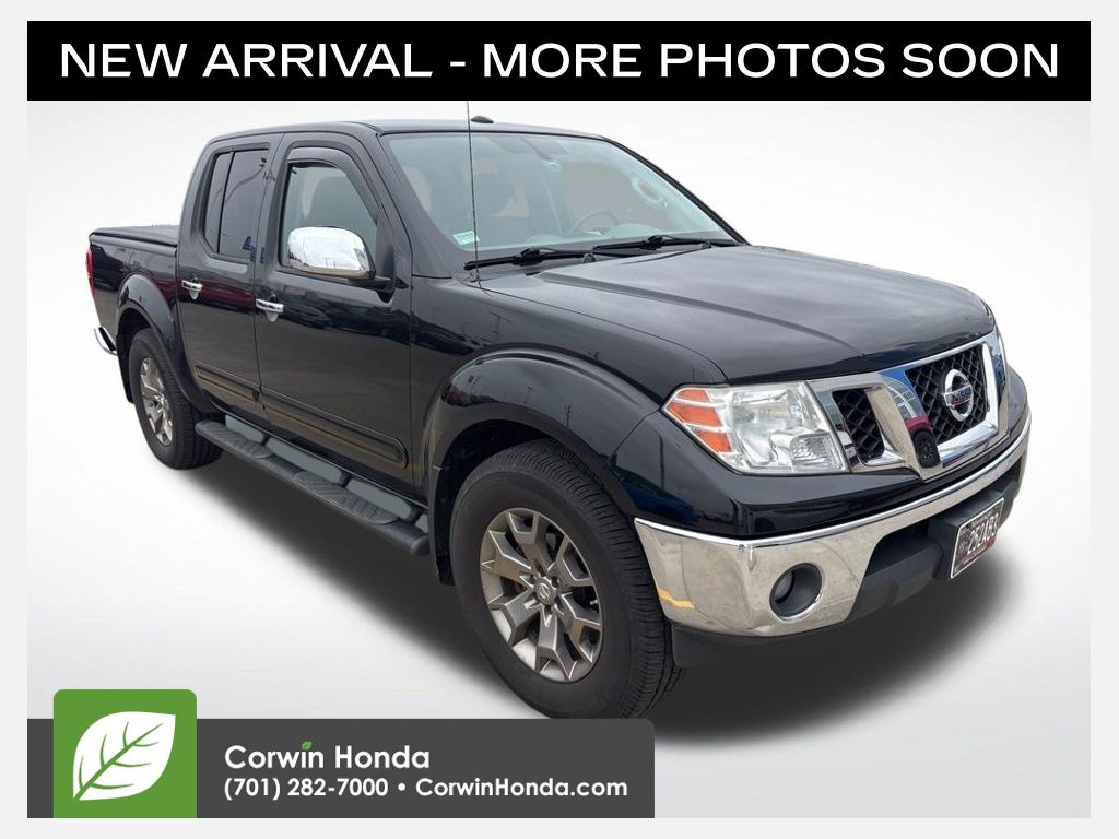 Super Black 2014 Nissan Frontier SL Crew Cab 4WD Pickup Truck Four-Wheel Drive 5-Speed Automatic Overdrive