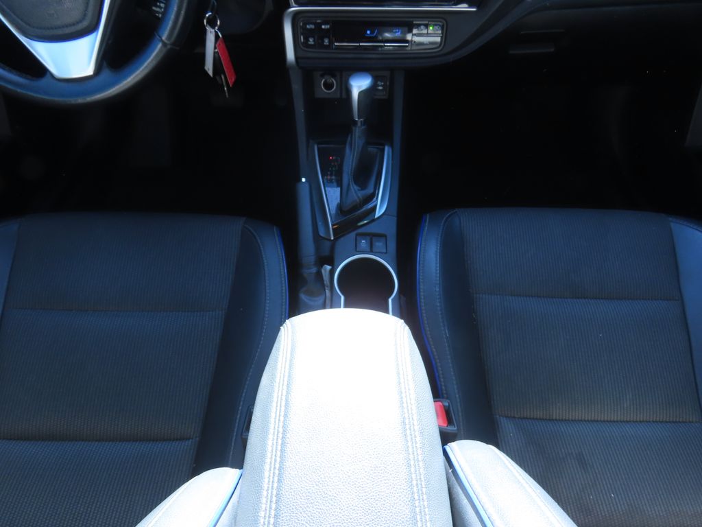 Thumbnail: 2019 Toyota Corolla - 9