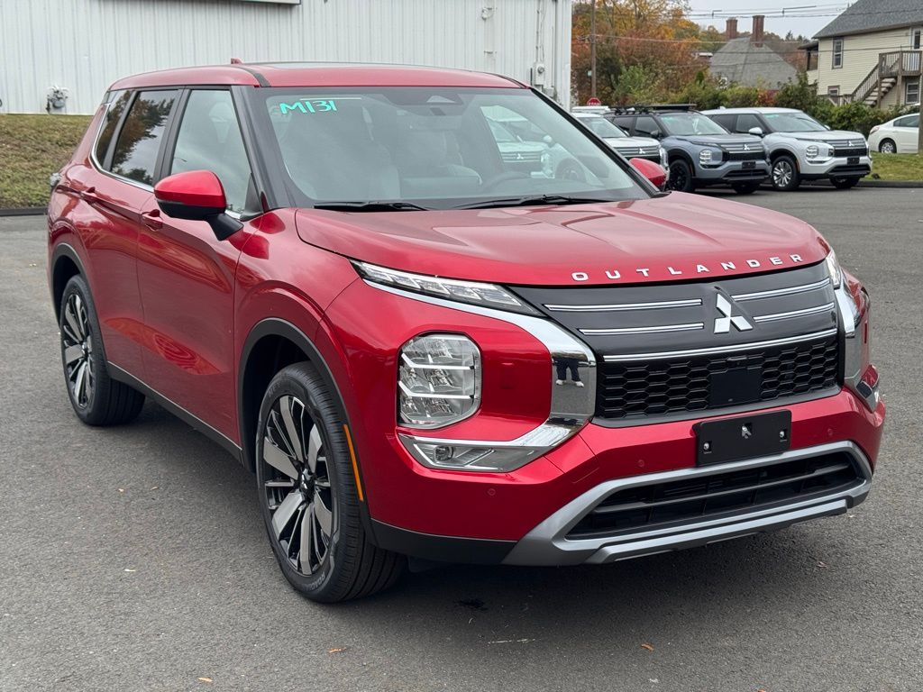 2025 Mitsubishi Outlander SE FWD