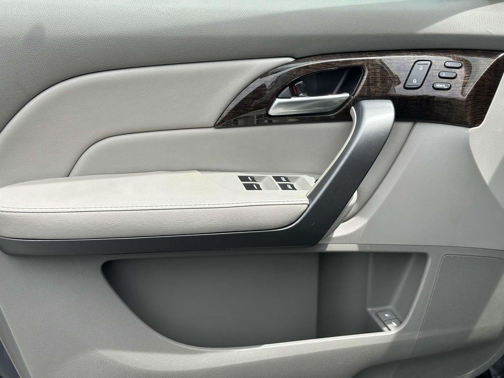 2012 Acura MDX Technology 19